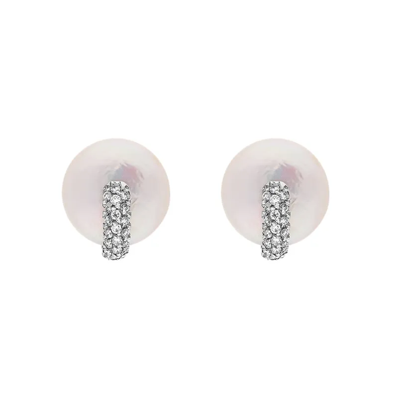 18ct White Gold 0.44ct Diamond Freshwater Flat Pearl Earrings D