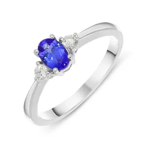 18ct White Gold 0.44ct Tanzanite and Diamond Oval Cut Ring