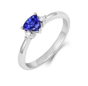 18ct White Gold 0.86ct Tanzanite Diamond Trillion Cut Ring