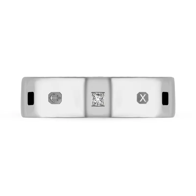 18ct White Gold Whitby Jet 0.18ct Diamond Queen's Jubilee Hallmark Princess Cut 6mm Ring D