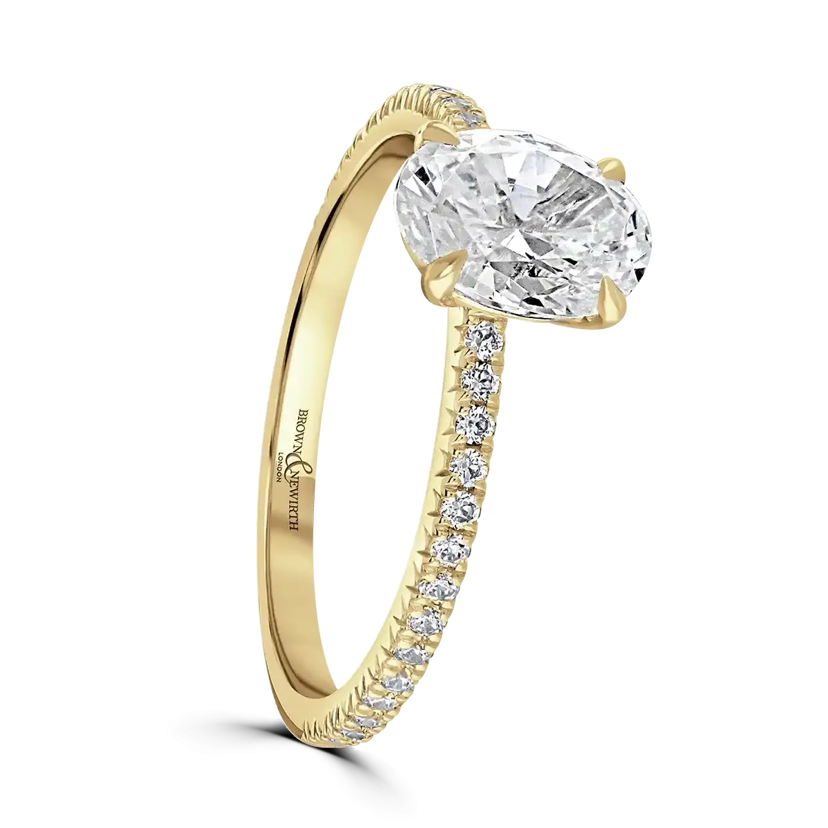 18ct Yellow Gold 1.5ct Oval Cut Laboratory Grown Diamond Solitaire With Diamond Shoulders