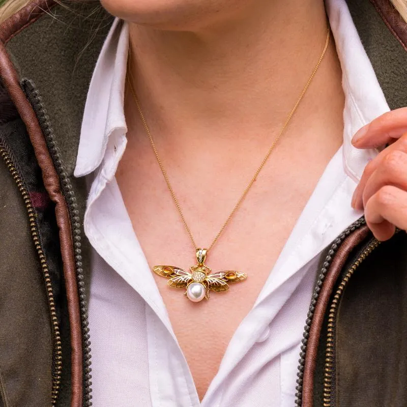 18ct Yellow Gold Pearl Diamond Enamel Style & Fashion Moth Necklace