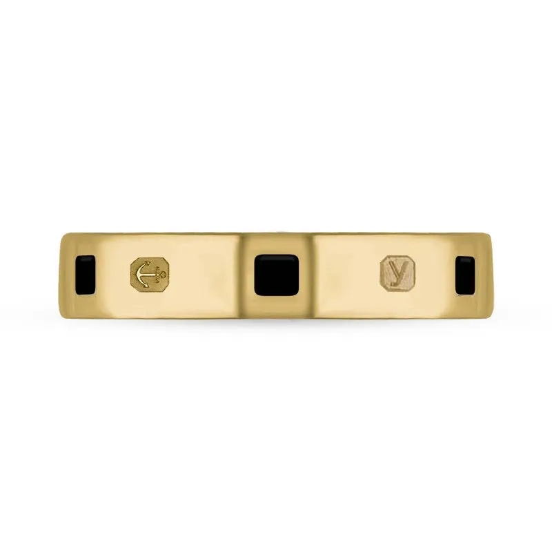 18ct Yellow Gold Whitby Jet King's Coronation Hallmark Princess Cut 4mm Ring D
