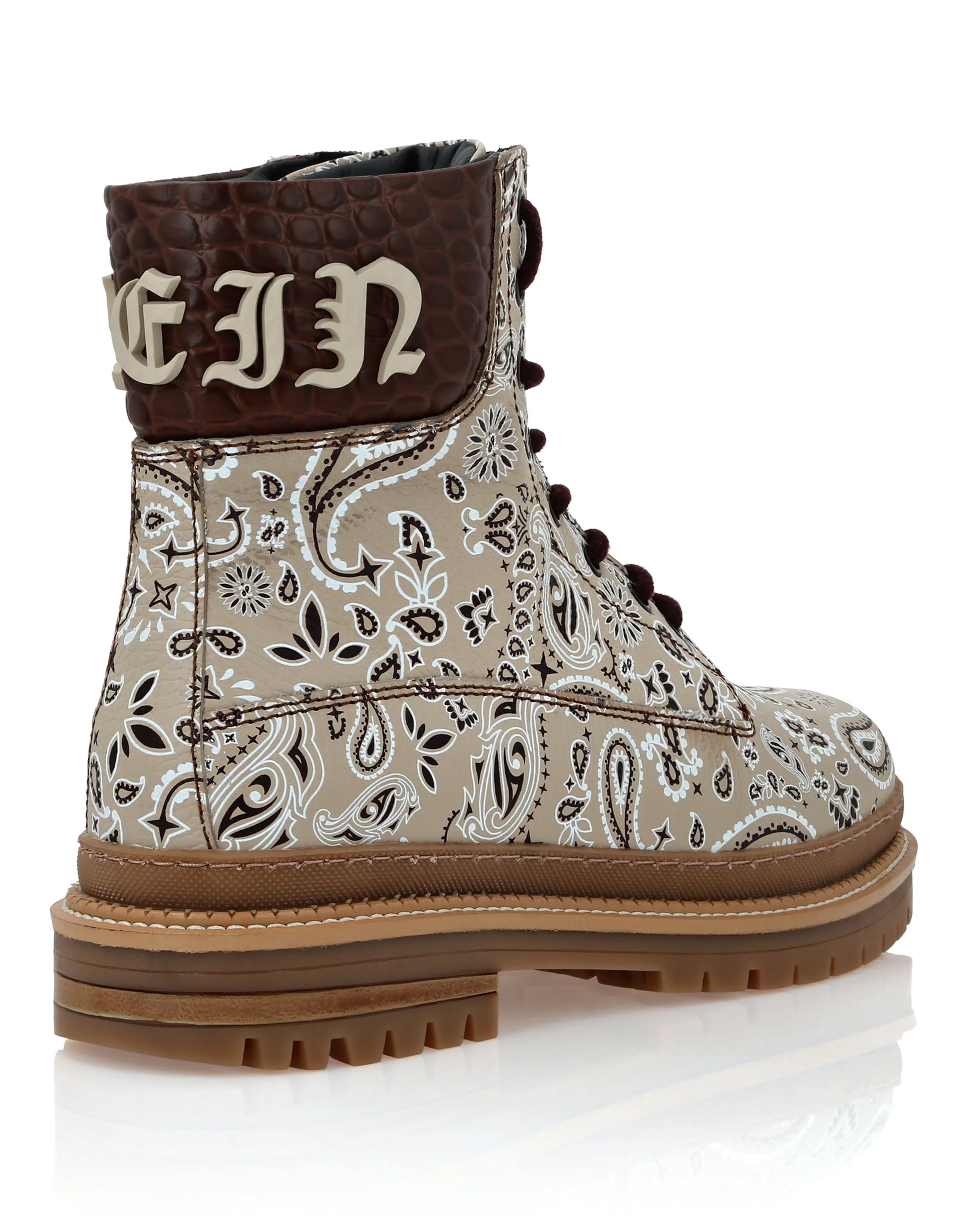 Boots Mid Flat Paisley
