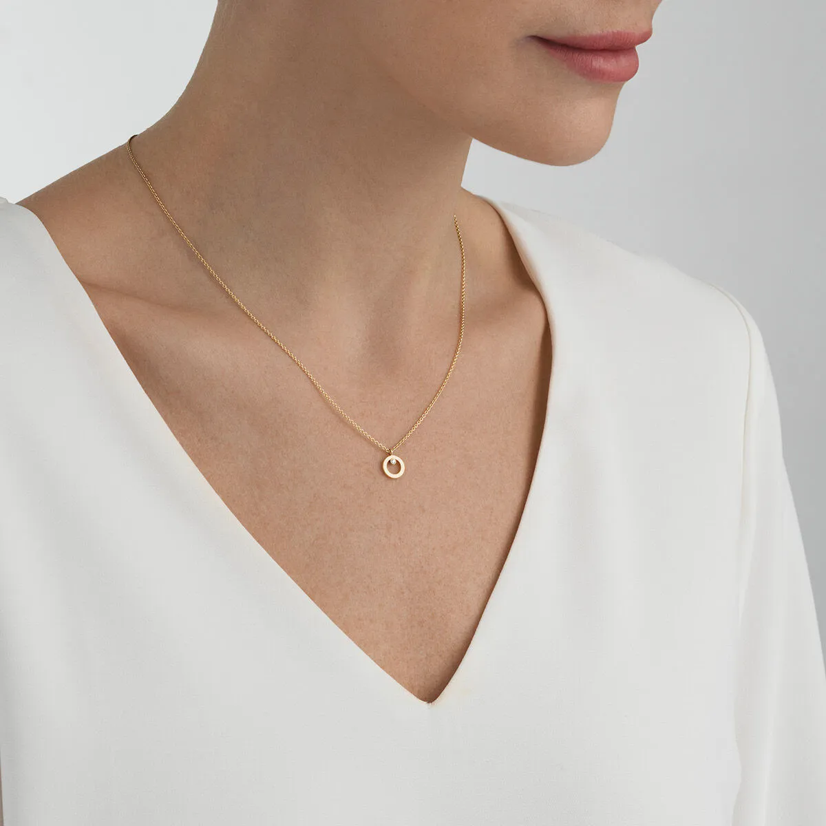 Georg Jensen Halo 18ct Yellow Gold Diamond Circular Necklace