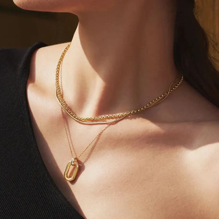 Gold Oval Hoop Pendant Necklace N062-01G