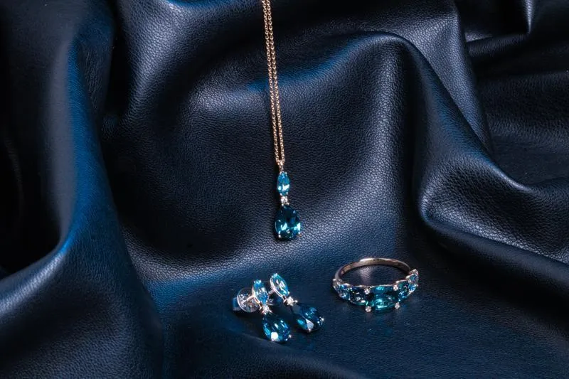Ponte Vecchio Iris 18ct Rose Gold 2.30ct Blue Topaz Diamond Necklace