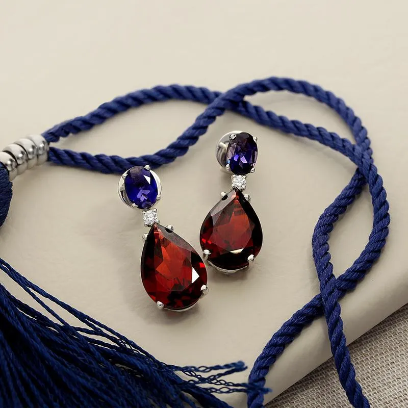 Ponte Vecchio Signoria 18ct White Gold 13.40ct Garnet 1.35ct Iolite Diamond Drop Earrings
