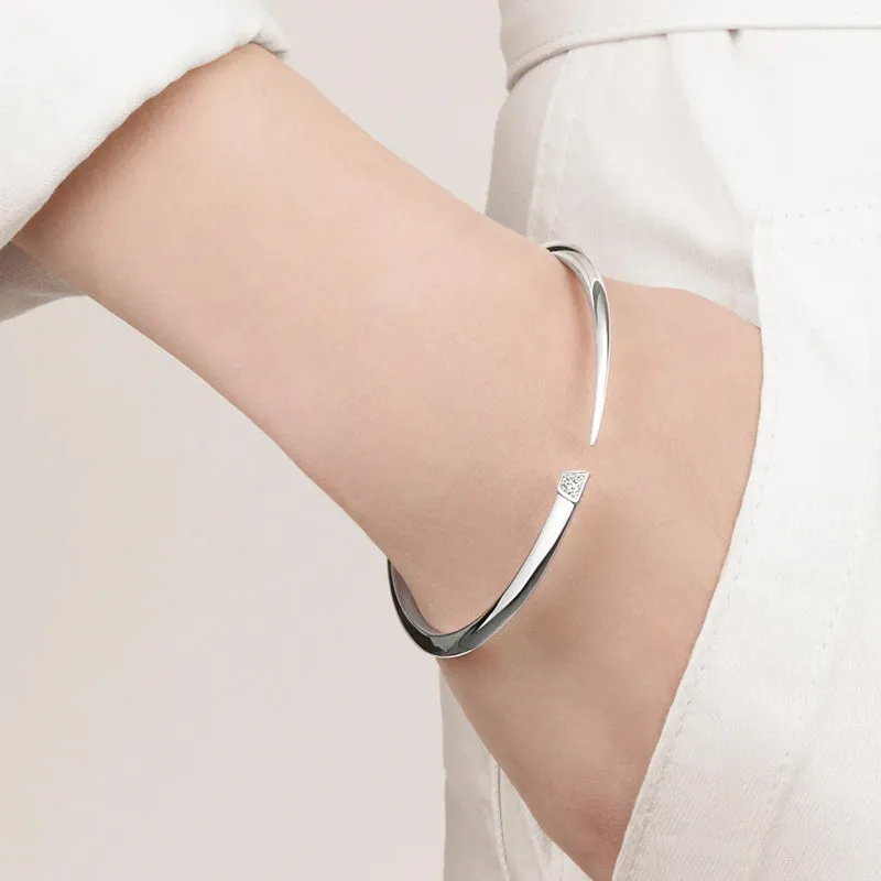 Shaun Leane Sabre Sterling Silver Diamond Slim Tusk Bangle