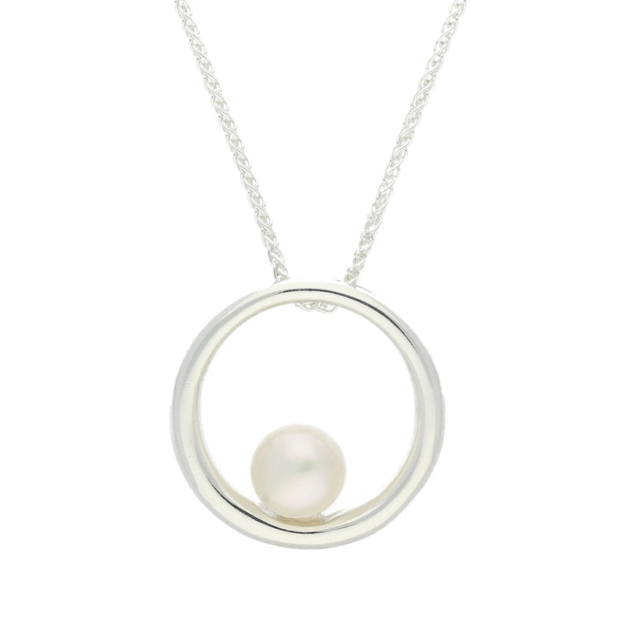 Sterling Silver Freshwater Pearl Circle Necklace D