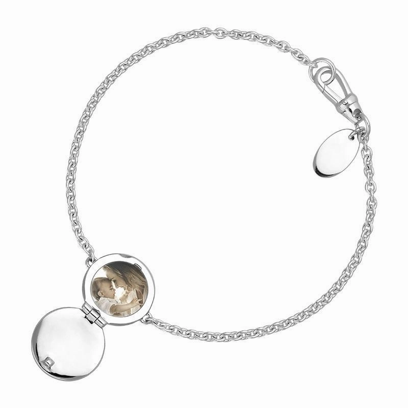 Sterling Silver Mother of Pearl Round Locket Chain Bracelet